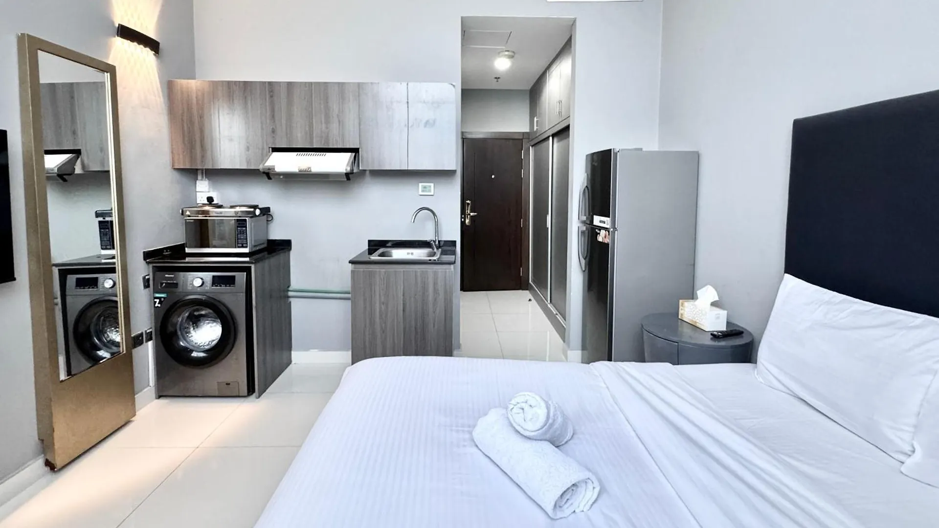 Al Manara Classic Deluxe Studio Dubai 0*,  United Arab Emirates